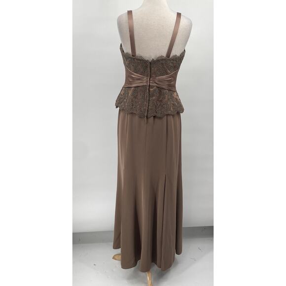 Montage by Mon Cheri Gown Lace Peplum Corseted Bodice Satin Trim Taupe Womens 10 - Picture 7 of 12